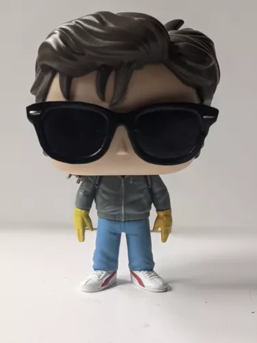 638 Steve Harrington (with Sunglasses) Funko Pop Stranger Things Netflix