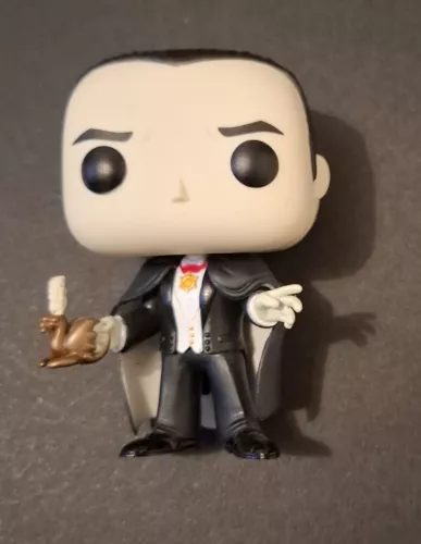 DRACULA WITH CANDLE FUNKO POP (799) UNIVERSAL STUDIOS MONSTERS (NO BOX)