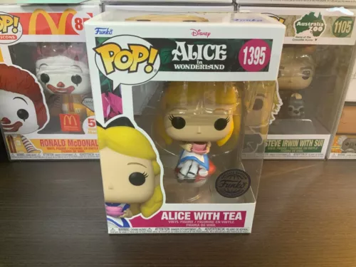 FUNKO POP! Alice With Tea 1395 - ALICE IN WONDERLAND - Disney