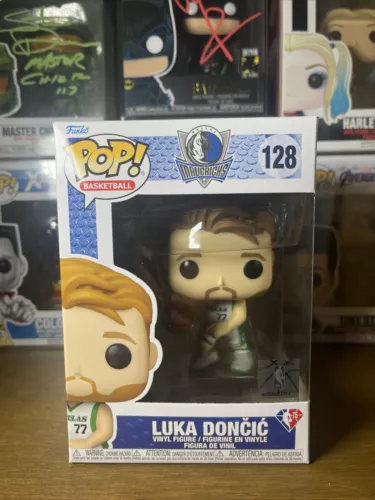 Funko POP! Basketball NBA Dallas Mavericks Luka Doncic #128 *Mint* *W/ Protector
