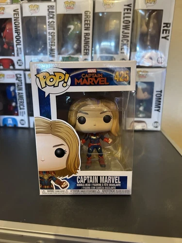 Funko Pop Captain Marvel Vinyl Figure #425