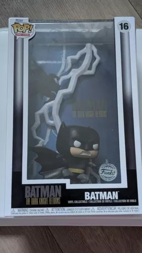 Funko POP! Comic Cover: Batman Dark Knight Returns GITD Exclusive Figure #16