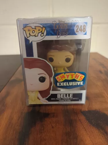 Funko Pop! - Disney - Beauty & The Beast "Belle" #248 w/ Pop Protector