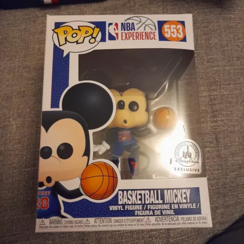 Funko Pop Disney Mickey Mouse Parks Exclusive #553 NBA Experience Basketball