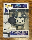 Funko POP DISNEY STORE LABEL FIRST RELEASE RARE 24 Steamboat Willie Mickey Mouse