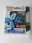Funko Pop Games: Flocked GLACEON #921 Hot Topic Exclusive w/ Protector