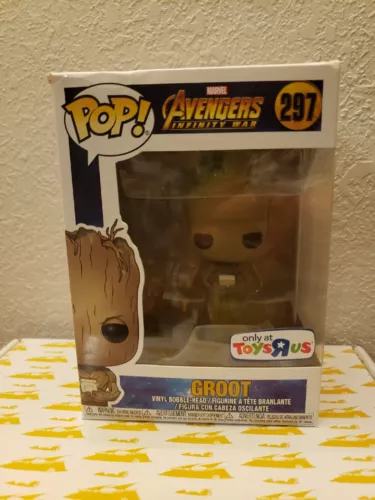 Funko Pop Groot 297 Avengers Infinity War Toys R Us Exclusive BLEMISHED