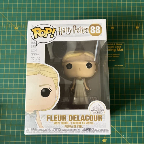 Funko Pop Harry Potter Wizard World FLEUR DELACOUR #88 Vinyl Figure Protector UK
