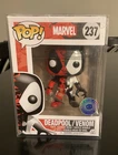 Funko Pop Marvel 237 Deadpool/Venom Pop In A Box Exclusive W/ Pop Protector