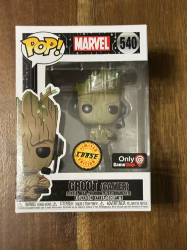 Funko Pop! - Marvel - CHASE Groot Gamer #540 - Gamestop Exclusive - w/ Protector