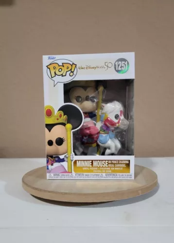 Funko Pop! Minnie Mouse Carrousel #1251 Walt Disney World 50th New Vinyl Figure