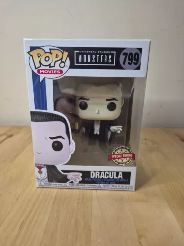 Funko Pop! Movies #799 Universal Monsters Dracula with Candle Special Edition