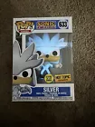 Funko POP! Sonic The Hedgehog SILVER (GLOW) Hot Topic Exclusive #633 W Protector