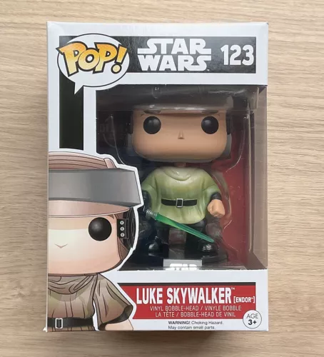 Funko Pop Star Wars Luke Skywalker Endor #123 + Free Protector