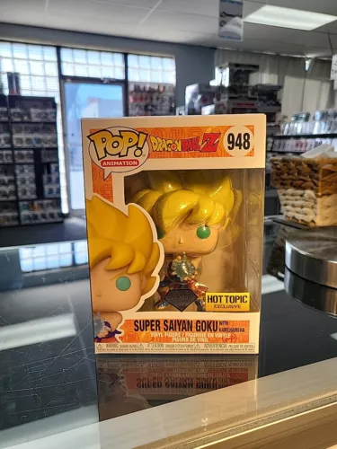 Funko Pop! Super Saiyan Goku with Kamehameha #948 Diamond Exclusive W/ Protector