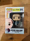 Funko Pop! Television: The Office US #874 Kevin Malone with Chilli