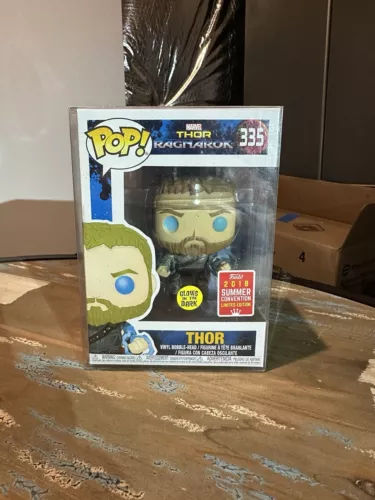 Funko Pop Thor Ragnarok (GITD) #335 Marvel SDCC Exclusive