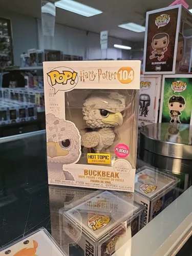 Funko Pop! Vinyl: Harry Potter Buckbeak Flocked Exclusive #104 W/ Protector