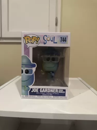 funko Pop! Vinyl: Pixar - Joe Gardner (Soul World) #744