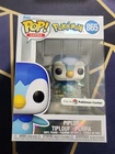 Funko Pop! Vinyl: Pokémon - Piplup - Pokemon Center (Exclusive) 865 + Protector