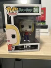 Funko Pop! Vinyl: Rick and Morty - Beth Smith #301