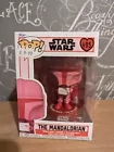 Funko POP! Vinyl Star Wars The Mandalorian Valentine's Pink 495