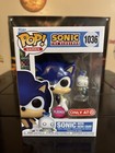 Sonic The Hedgehog #1036 Sonic with Hero Chao Funko Pop! Flocked