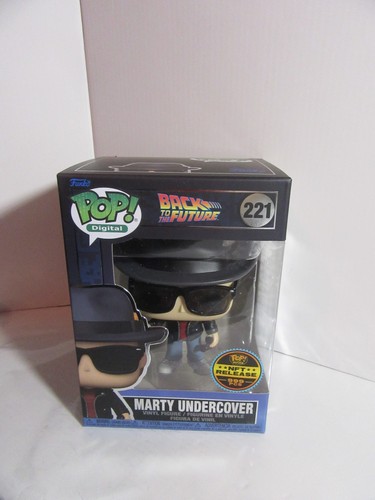 Funko Pop Digital Back To The Future Marty Mcfly Undercover #221 LE 999 W/ Amor