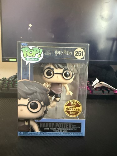 Funko Pop! Digital Harry Potter with Grindylow Grail Legendary #251