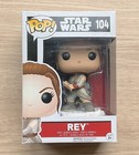 Funko Pop Star Wars Rey #104 + Free Protector