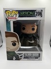 DC Arrow Oliver Queen Funko Pop! - # 206 W/ Pop Protector