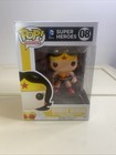 Funko Pop! Vinyl: DC Universe - Wonder Woman #8