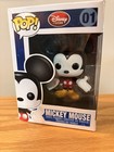 Funko POP! Disney Store Original Mickey Mouse #01 Red Logo Rare Excellent Box