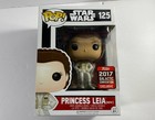 Funko POP! Star Wars #125 Princess Leia Hoth 2017 Galactic Convention DAMAGED