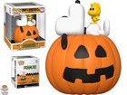 It's the Great Pumpkin Charlie Brown Snoopy & Woodstock & Pumpkin Deluxe Funko