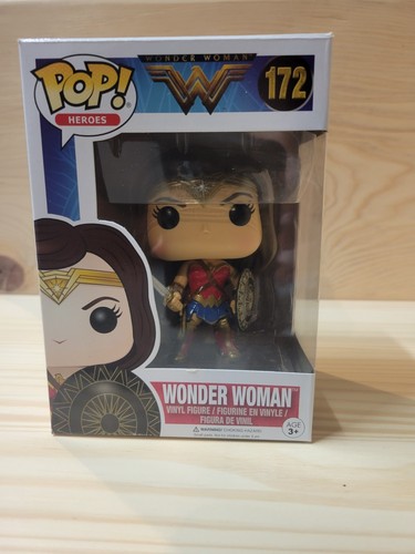 Funko Pop: DC Universe - Wonder Woman (w/ Sword and Shield) #172