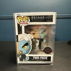 Funko Pop! Vinyl Batman Two-Face DC Heroes #432 2021 Exclusive Special Edition