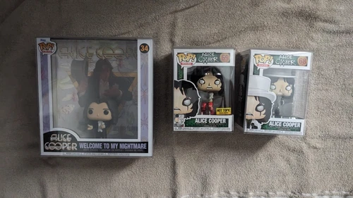 3 DIFFERENT ALICE COOPER FUNKO ROCK POPS! INCLUDES A HOT TOPIC EXCLUSIVE