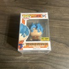 Funko Pop Super Saiyan God Super Saiyan Goku Hot Topic Exclusive #121 W Protect