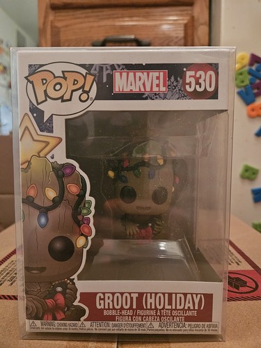 Funko Pop! Marvel #530 - Groot (Holiday)