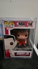 Funko Pop! Sports NBA #14 Vinyl: Jeremy Lin Houston Rockets with Hard Protector