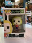 Funko Pop! Vinyl: Rick and Morty - Beth Smith #301