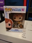 Funko Pop 582 Disney Ultimate Princess Celebration Anna Gold w/ Pin Funko Exclus