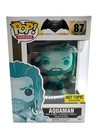 Funko POP Aquaman #87 Batman vs Superman Hot Topic Exclusive Vaulted + Protector