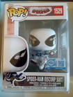 1529 Spider-Man (Oscorp Suit) - Funko (Exclusive) W/ Protector
