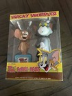 Funko Wacky Wobbler: Tom and Jerry - Tom (w/ Jerry)