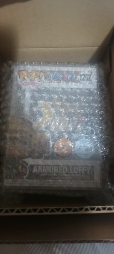 Funko POP Armored Luffy Metallic Chase #1262 Funko Shop Exclusive