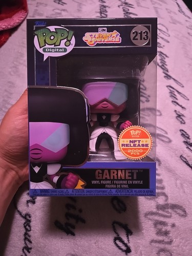 Funko pop Digital Steven Universe #213 Garnet And Ruby  Legendarys  2,000 Pieces