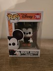 Funko Pop Disney Spooky Mickey Mouse #795 Halloween Vampire Vinyl Figure