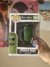 Funko Pop! ANIMATION RICK AND MORTY PICKLE RICK 350 PX PREVIEWS  EXCLUSIVE